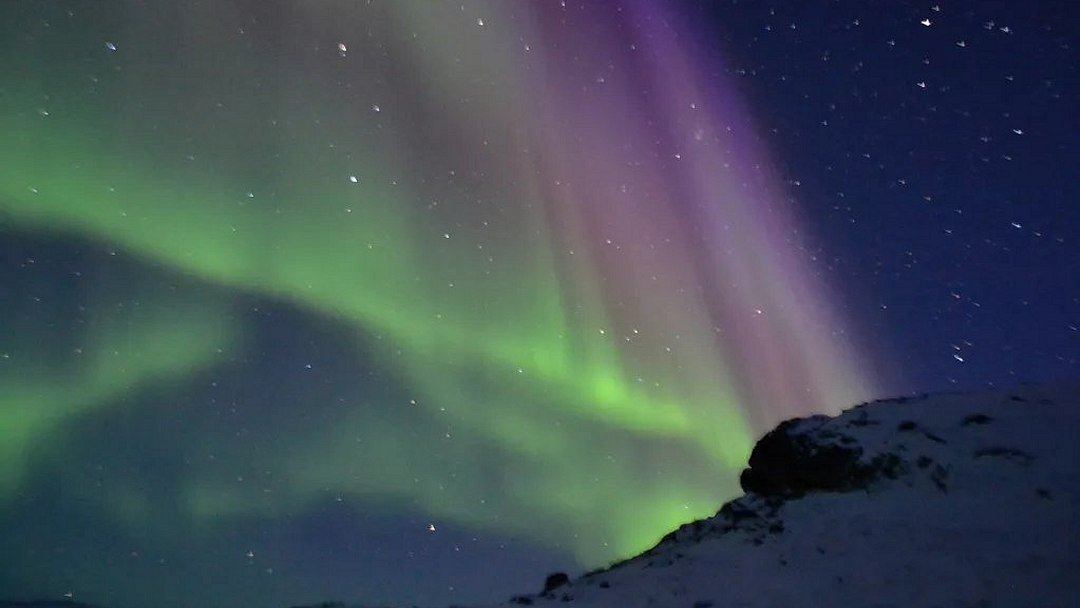 Partículas que causam auroras são recriadas no LHC