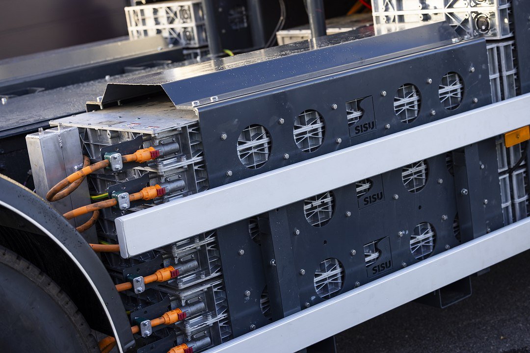 Caminhão híbrido elétrico-hidrogênio começa a ser testado