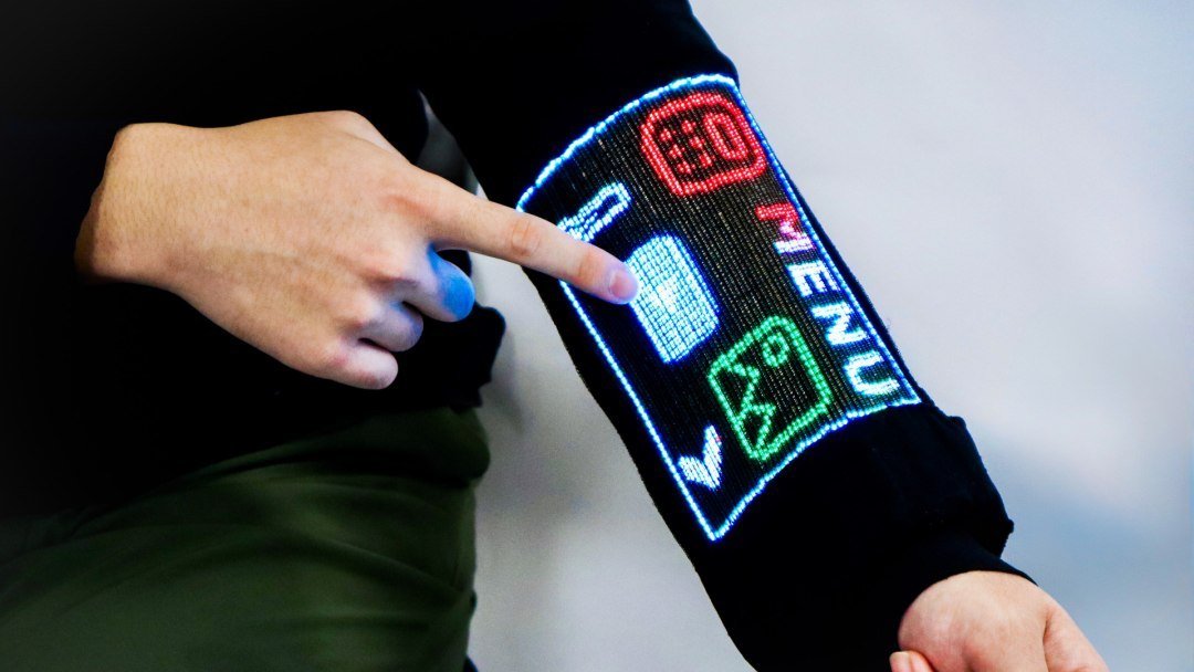 Tela sensível ao toque integrada à roupa abre um universo de aplicações